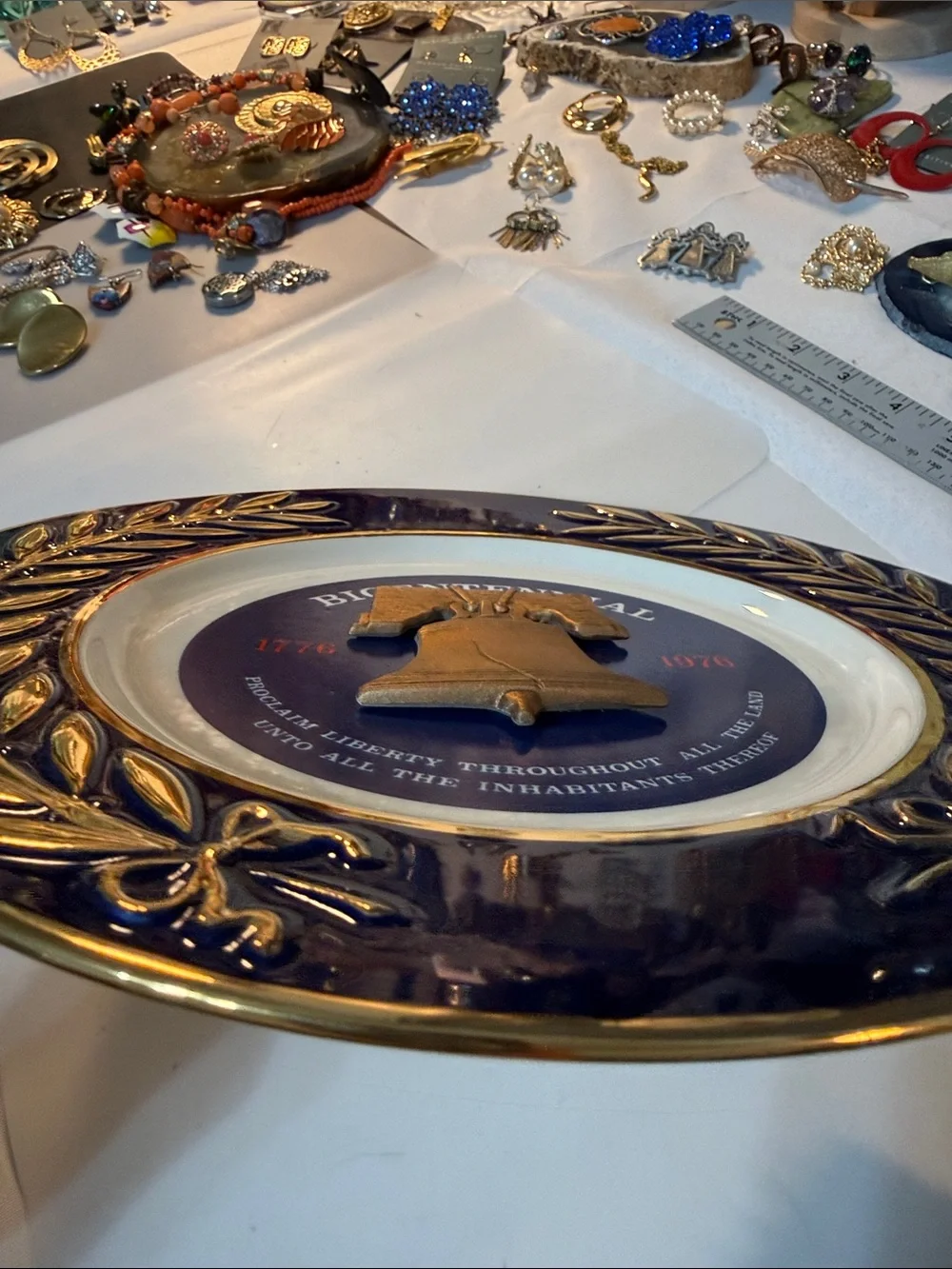 Vintage TST 1776-1976 US Bicentennial Liberty Bell Commemorative Plate GUC
